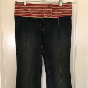 Single brand low waist, pin tucked denim jeans